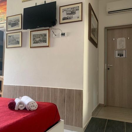Guest House Biffi Simone Флоренция Екстериор снимка